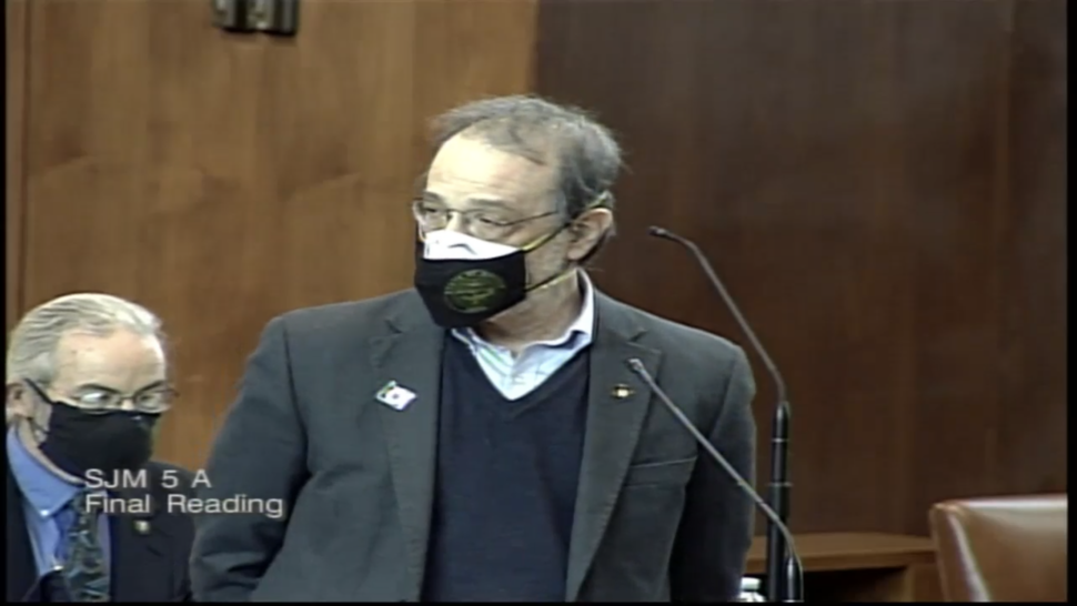 In 2021, Oregon Senate passed a bipartisan resolution in favor of carbon pricing